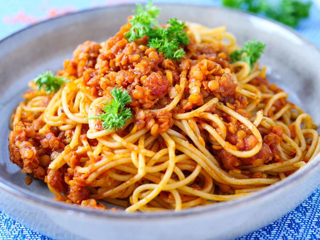 Linsenbolognese Rezept - Applethree - Food | Travel | Life