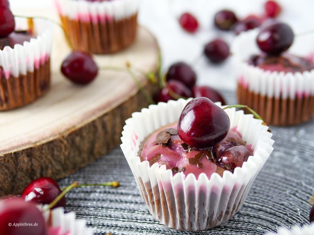 Kirsch Muffins Rezept vegan Applethree Food Travel Games